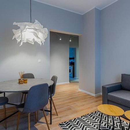 New Black & White - 2Bdr Apartment With Balcony Софія Екстер'єр фото