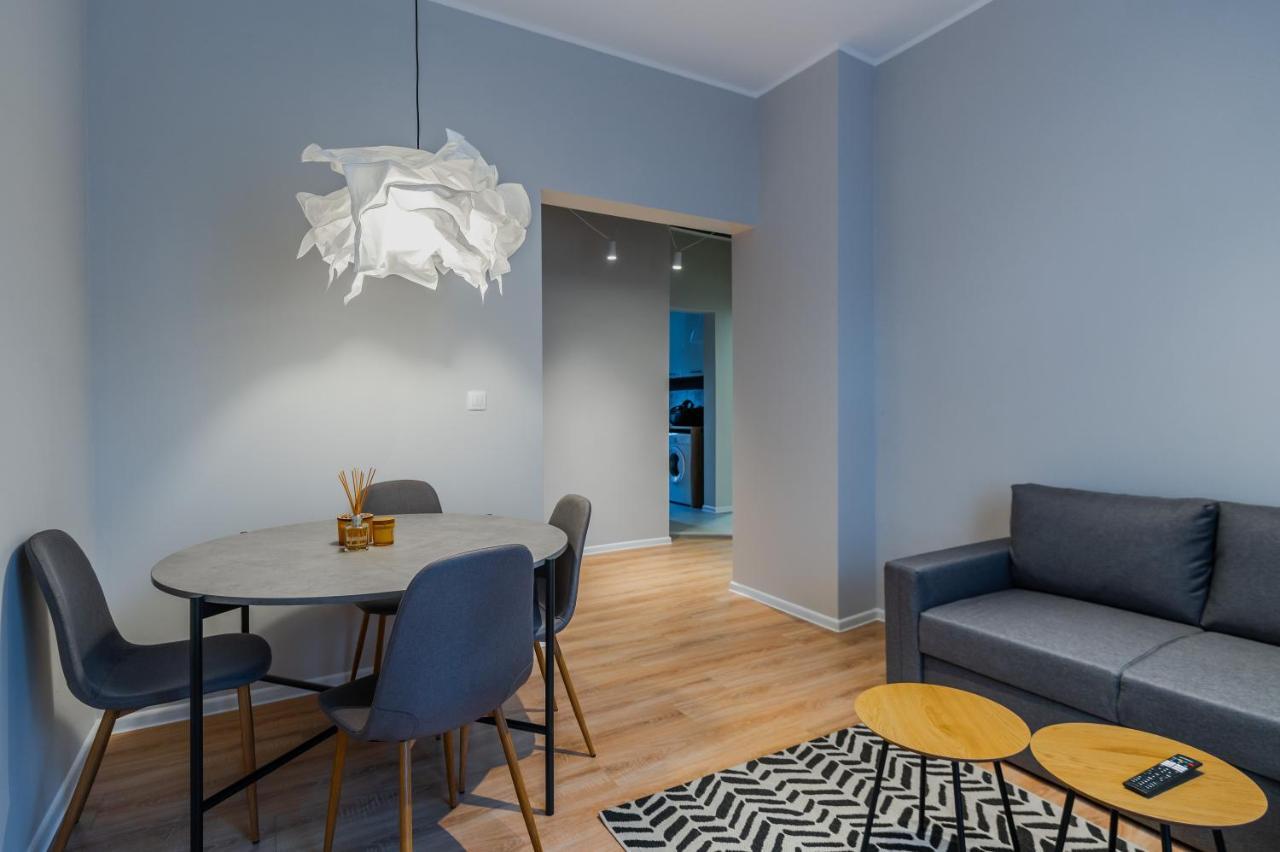 New Black & White - 2Bdr Apartment With Balcony Софія Екстер'єр фото